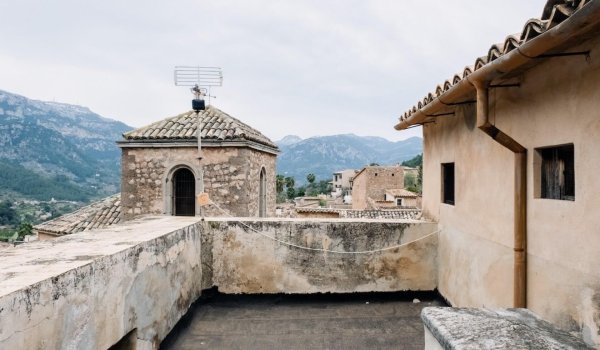 traditional-19th-century-manor-residence-for-sale-fornalutx.19_l