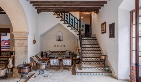 traditional-19th-century-manor-residence-for-sale-fornalutx.3_l